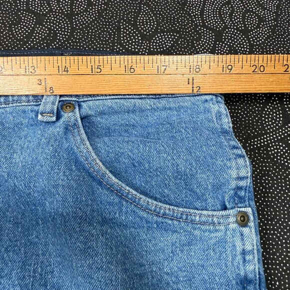Wrangler Originals Men's Size 38x29 Medium Wash Jeans Relaxed Fit - Picture 7 of 10